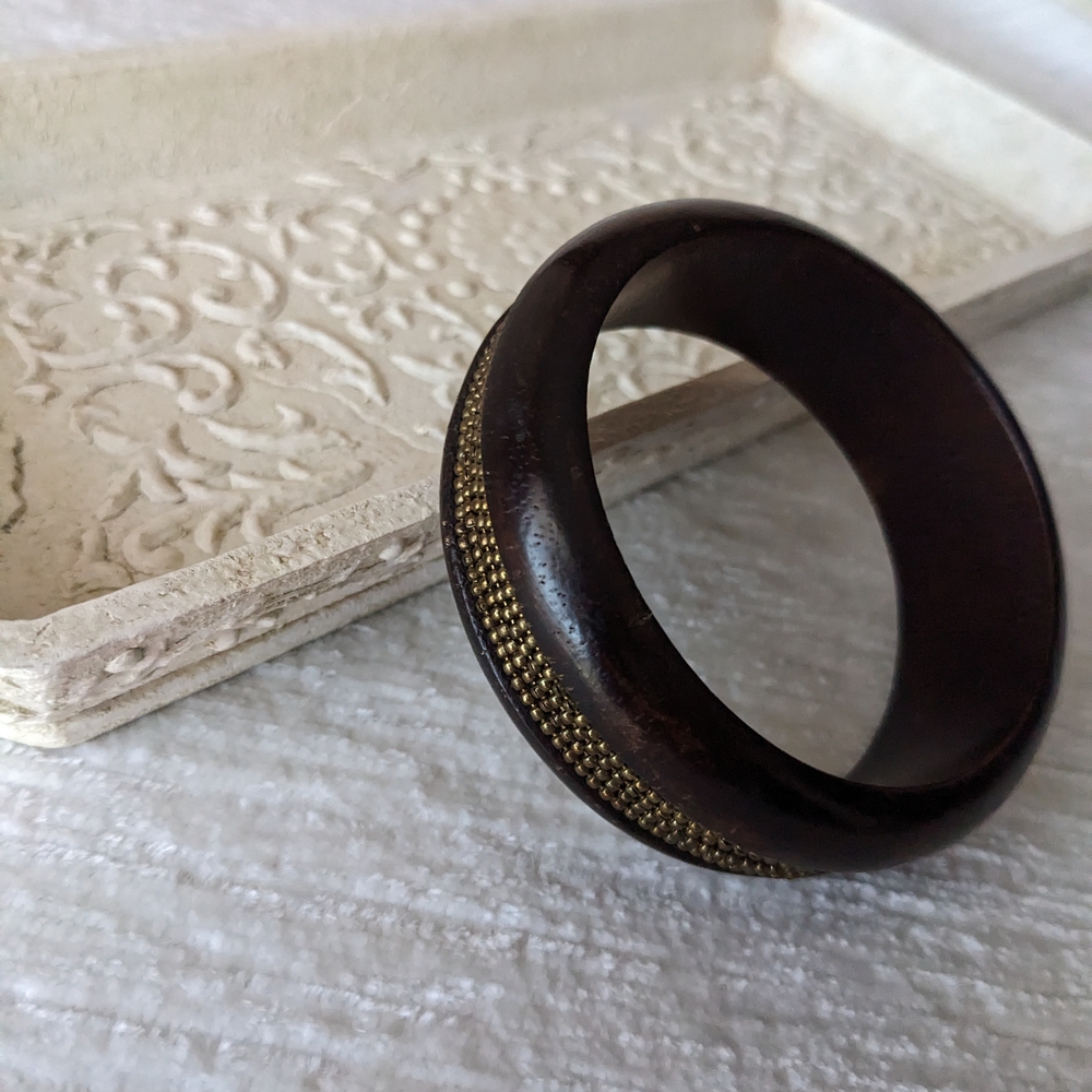Elegant Brown Bangle Bracelet